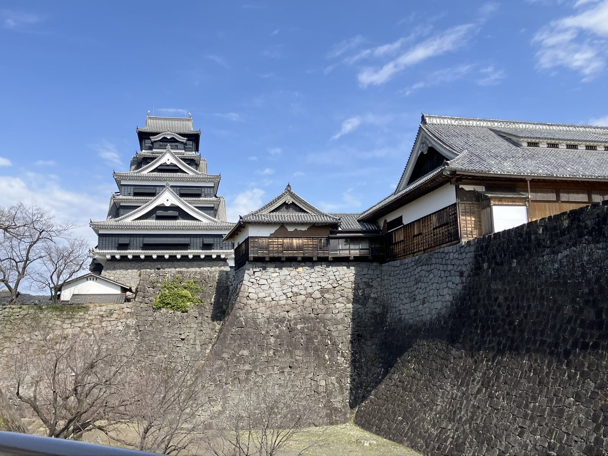 Chidori_SN's tweet image. 前任が古くなってきたので改めて簡単な自己紹介。
普段は旅行と船全般、ミリタリー関連なんかに関してもポツポツ呟いてる水産系の学生です。至らぬところも多々ありますがどうぞ気軽に絡んでね。