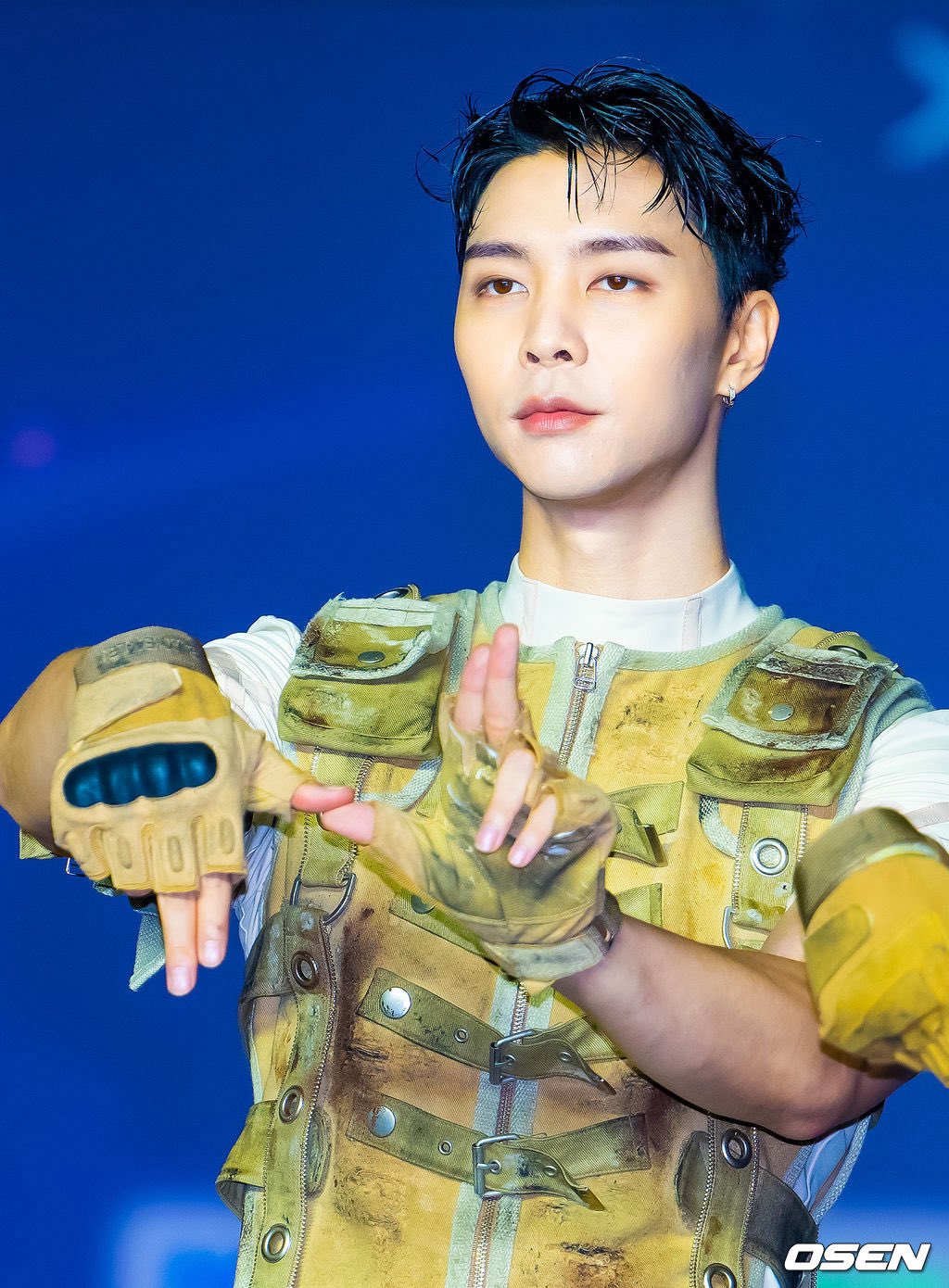 NCT127 マスター ジャニ ぬいぐるみ 쟈니 Johnny カラジャン 💪 241012 SBS INKIGAYO IN TOKYO #쟈니 #JOHNNY cr. Shine4John