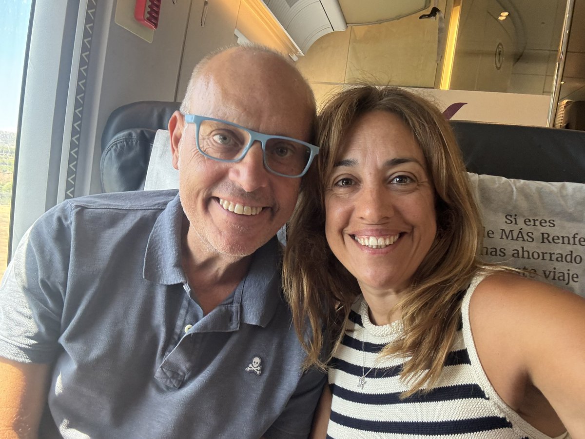 Y si quieres que te explique alguna cosilla del libro en persona, dime y te lo gestiono…😉😂😂

“La Historia oculta de los Juegos Olimpicos” <a href="/ErnestRiveras/">Ernest Riveras</a> <a href="/AlmuzaraLibros/">Almuzaralibros</a>