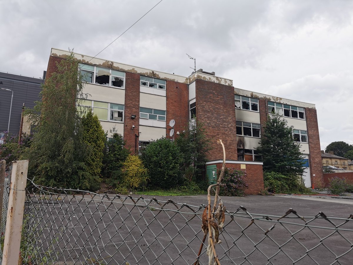 Is this #Halifax's ugliest building ? <a href="/HXCourier/">Halifax Courier</a>

Previous plans to demolish 'Timeform House' were refused new plans are in for partial demolition!