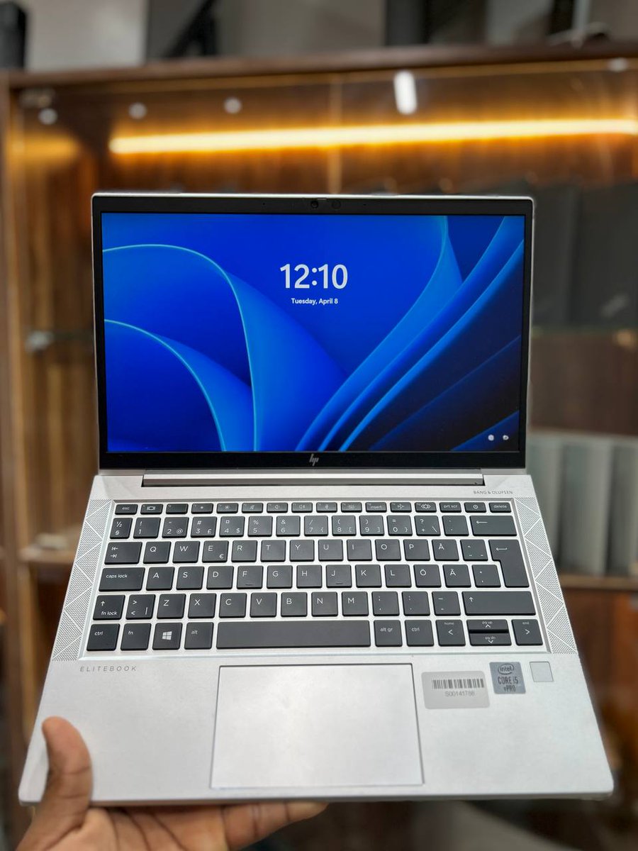 ThePlug_gh_'s tweet image. HP ELITEBOOK 840 G7
SPEC SHEET IN FIRST FRAME.
PRICE: GHC 4,600
CALL OR WHATSAPP ON 0204384385.
PLEASE REPOST.
CATALOG IN PINNED TWEET.