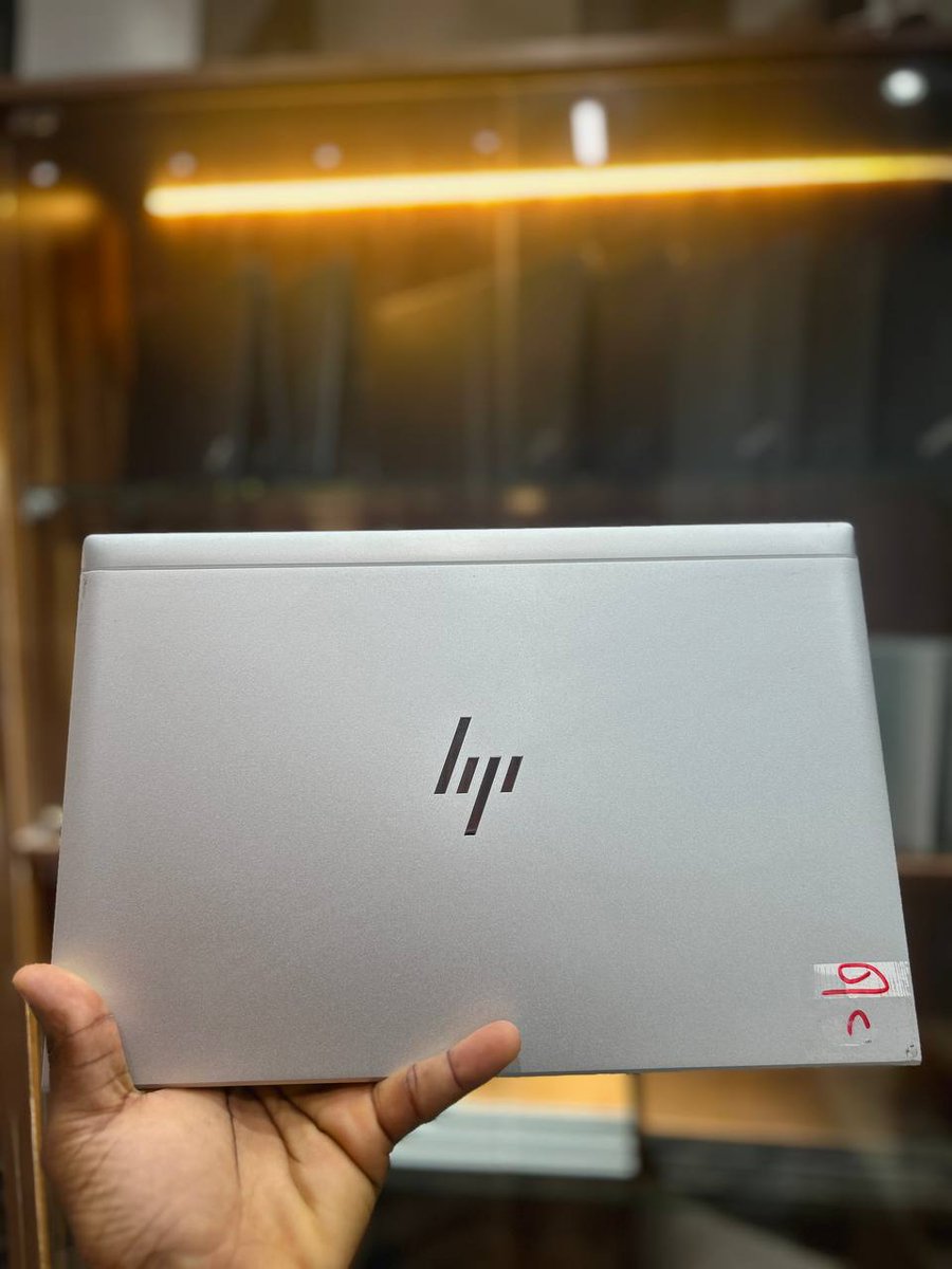 ThePlug_gh_'s tweet image. HP ELITEBOOK 840 G7
SPEC SHEET IN FIRST FRAME.
PRICE: GHC 4,600
CALL OR WHATSAPP ON 0204384385.
PLEASE REPOST.
CATALOG IN PINNED TWEET.