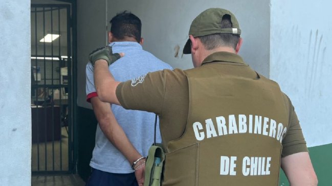 Cooperativa's tweet image. #Cooperativa90 Exmilitar venezolano entre detenidos por secuestros extorsivos tinyurl.com/22oyunj4