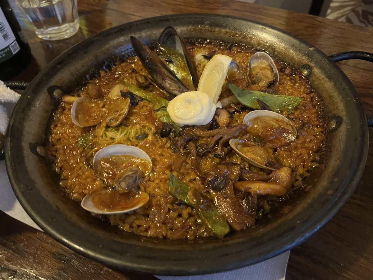 jiromal's tweet image. いただきまーすから3時間、なんもおぼえてないけど、私はふらふら、同行者は気づいたらタクシーで消えました。眠い、眠い洋