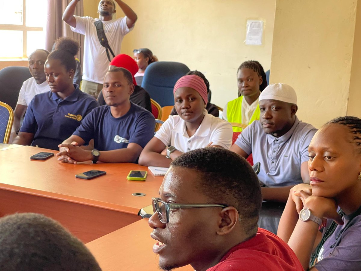 ShakirahNalugo's tweet image. Discover the enchanting beauty of Fortportal Tourism City, where nature, culture, and adventure unite to create unforgettable experiences. Your journey awaits! #GoldenPosts