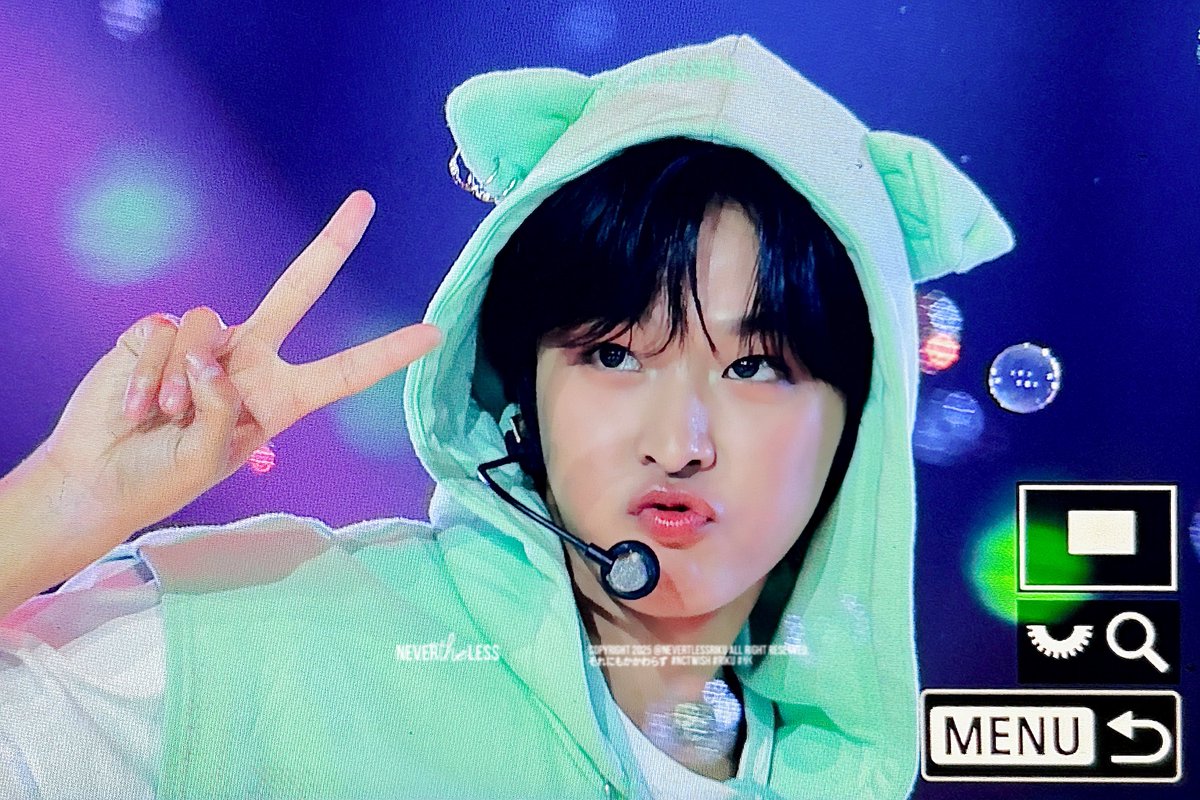 nevertlessriku's tweet image. 250726 가요대전 썸머💚 #NCTWISH #RIKU #리쿠 #リク
