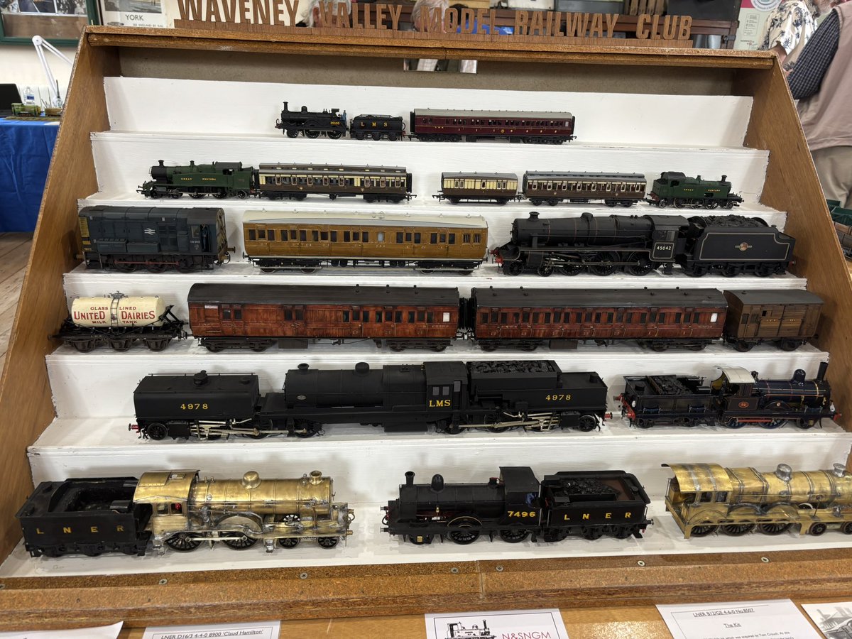 WherryLines's tweet image. The Waveney Model Railway Club are holding an open day at the @LowestoftCentr1 Parcels Office at #Lowestoft Railway Station until 3pm today. Admission Free #CommunityRail