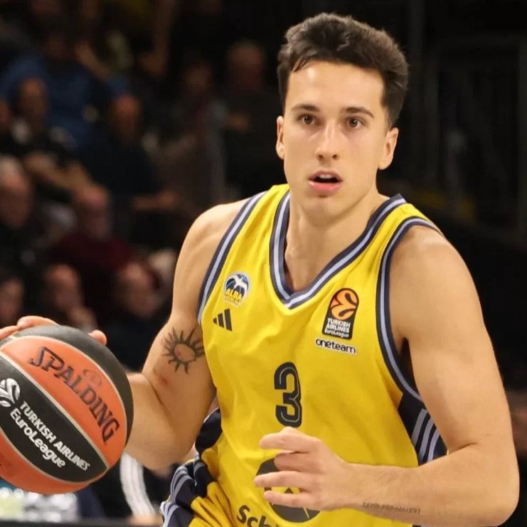 AlessandroMagg4's tweet image. 🚨 My source confirmed. Baskonia is in talks with Matteo Spagnolo for next season.
🇮🇹 The Italian playmaker, who officially left Alba Berlin yesterday, is currently with Italbasket for the Eurobasket 2025 Training Camp.
Negotiations are ongoing. The front is very hot 🔥