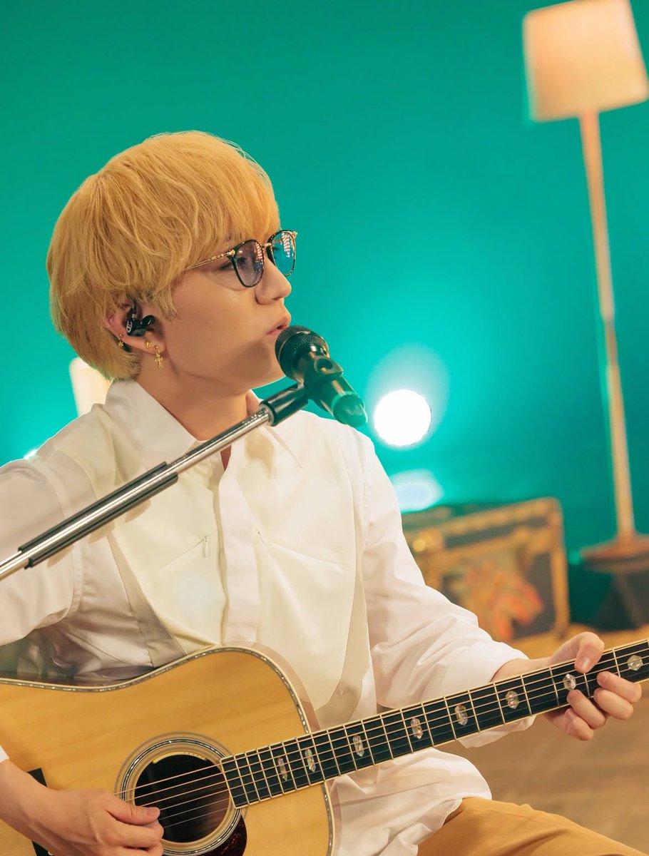 神ちゃん G イケメン×ギターっていいですよね… #WESTꓸ #神山智洋 #カミスタグラム