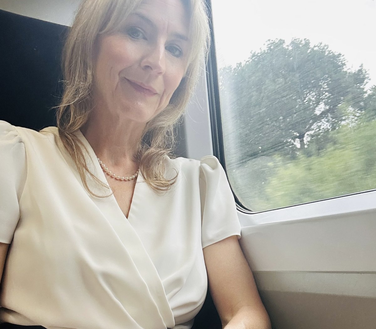KateGarnerMusic's tweet image. On a joyful train journey listening to a little girl singing away, making up songs as she’s looking out the window. I remember doing that too! 🎵 Have a lovely weekend folks.