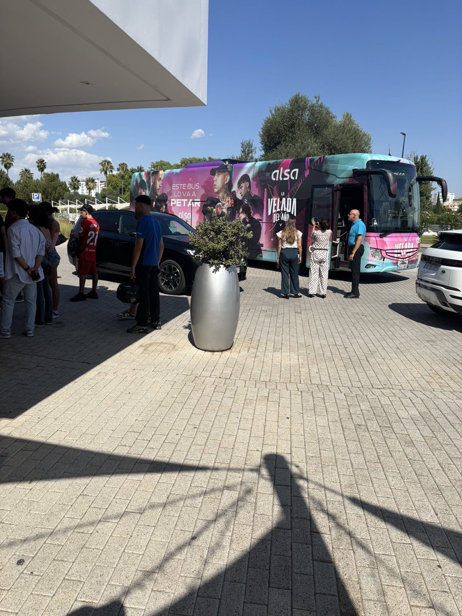 marcosfn tweet media