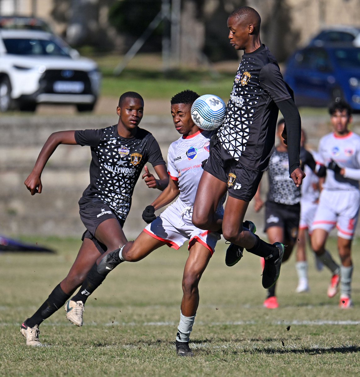 EngenSports's tweet image. ⚽ DAY 1 KICKS OFF IN THE EASTERN CAPE! The action is LIVE from Dale College as the province’s brightest young stars take their shot at glory. Who will rise, who will shine, and who’s having their moment? 👀
📍 Dale College | 26–27 July
📺SuperSport Schools App #EKOC2025