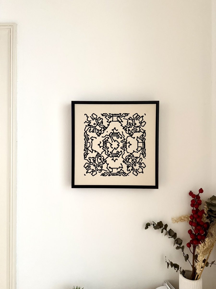 MathiasThiel's tweet image. Framed.
@annaluciacodes
OEFENSTOF 56172, 2025
100% cotton fabric and polyester thread
45 x 45 cm
Unique