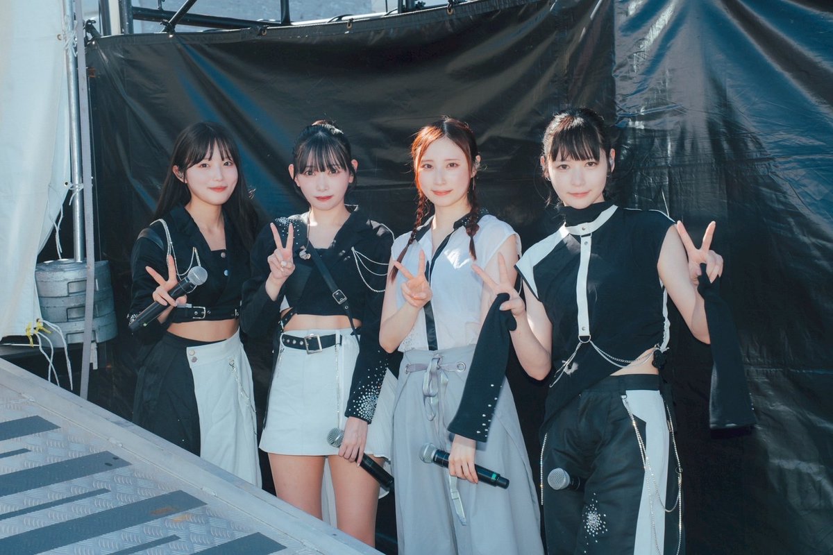 passcodeO's tweet image. 【THANK YOU🌊】
「MURO FESTIVAL 2025」
at 横浜⾚レンガ倉庫 野外特設会場

次回ライブは8/3(日)
『Sammy presents NEW HORIZON FEST』
at 幕張メッセ 国際展⽰場 9-11ホールにて！

photo by @teru_ttm 

#PassCode #murofes #ムロフェス