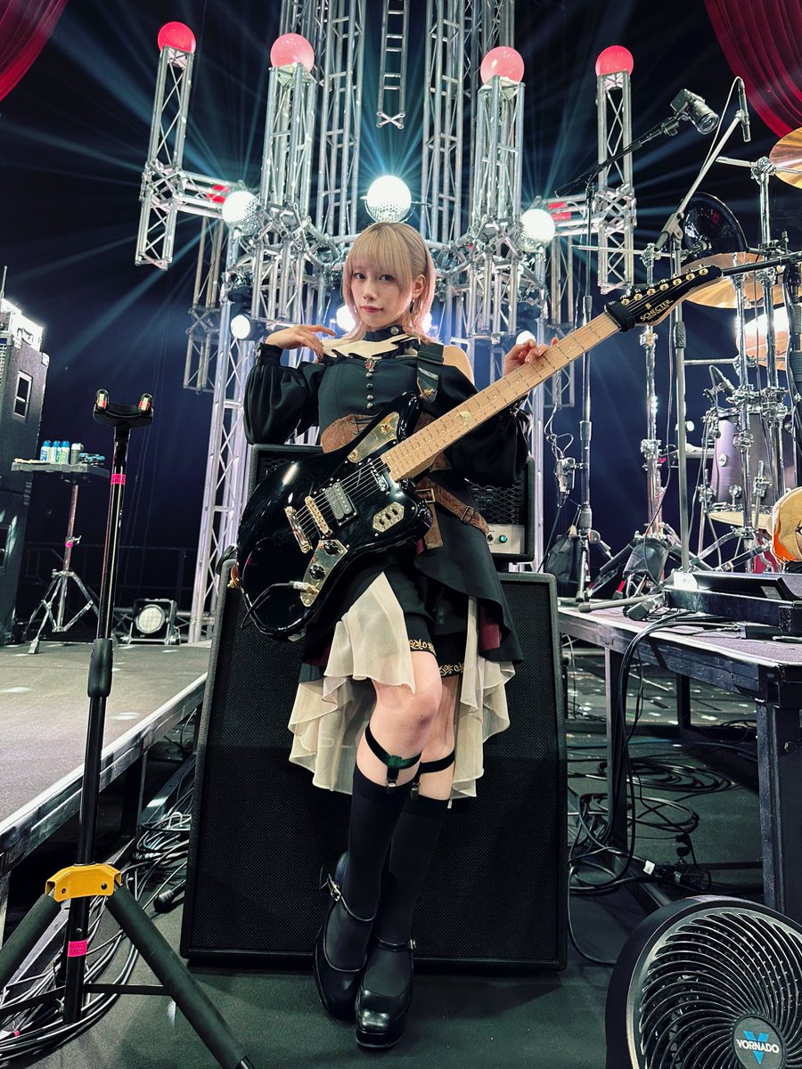 sasakirico's tweet image. ありがとう、またね
Gt.&Vo.ドロリス/三角初華
#AveMujica #NovaHistoria
#NovaHistoria_DAY1