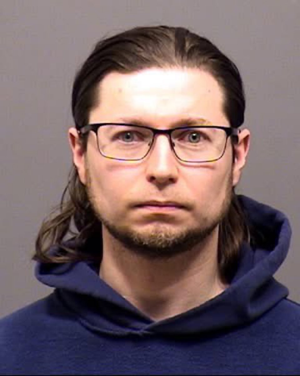 EXECUTIVEXMEDIA's tweet image. White Culture:
White American man found with 10K CHILD PORN images gets 40 years prison for RAPING 2 children-Ages 3-4 and RAPING the family dog in Oregon