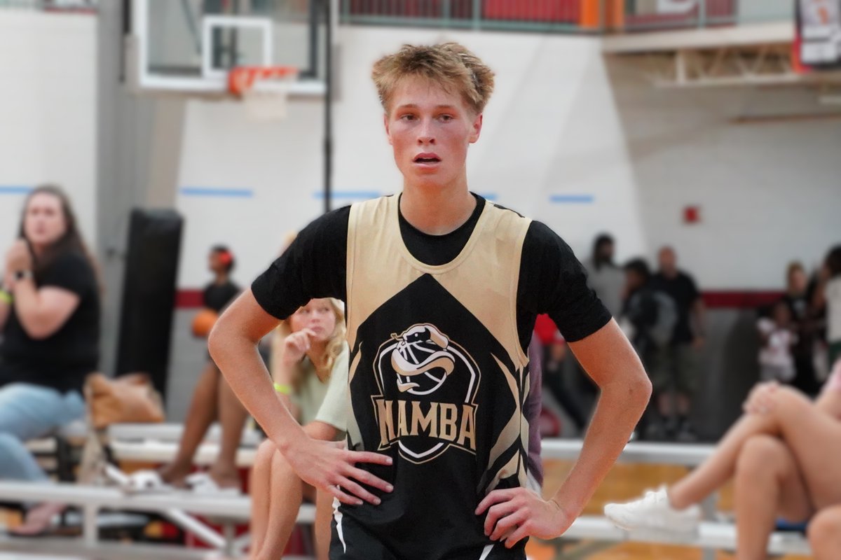SHReport's tweet image. 2027 @Dalton_Price1 had a big night for @MambaElite2026 at @OntheRadarHoops Final Run
Read about him here:
southernhoopsreport.com/friday-night-t…