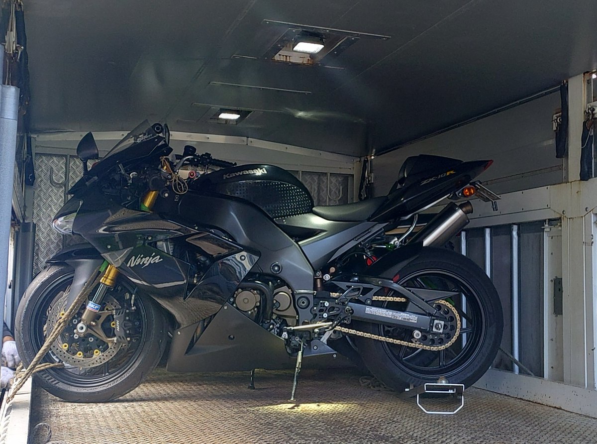 かかし 他の方には発送しません 新車 22 KAWASAKI Ninja ZX−25R