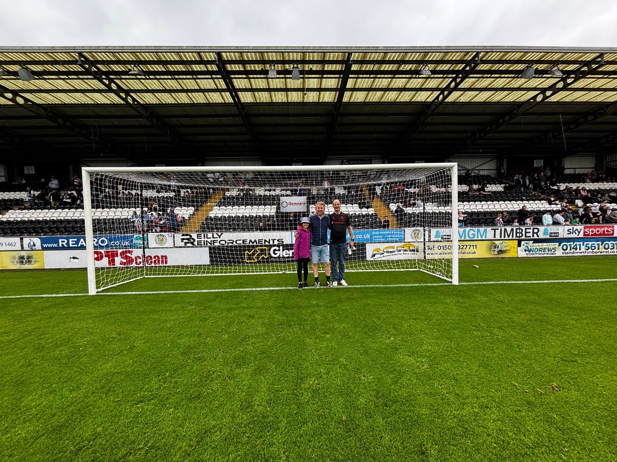 Paisley Panda (@pandac1987b) on Twitter photo Sunday football, another chance to be on the carpet and play <a href="/PieSportsScot/">Pie Sports</a> Spot the Ball… to play just comment ‘Kebab Pie’ below, winners announced Sunday morning… Sunday football, another chance to be on the carpet and play <a href="/PieSportsScot/">Pie Sports</a> Spot the Ball… to play just comment ‘Kebab Pie’ below, winners announced Sunday morning…