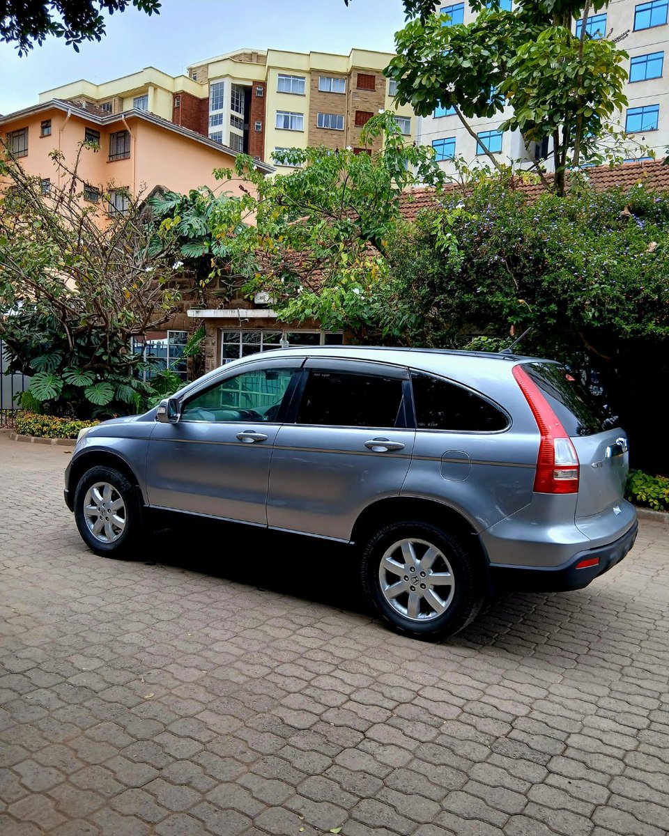 AgbaSales's tweet photo. 🚗 Honda CR-V 2006
2400cc | Auto | Petrol | 4WD | 5-Seater | Grey
📸 Reverse cam | 💡 Foglights | 🔘 Alloy rims
💰 Ksh 1.08M

📍 Ngong Rd, Nairobi
📞 0706 232 544 | 📧 agba@agbaonline.com

#hondacrv #agbamotors #usedcarskenya #nairobicars #cardealske https://t.co/i8lHIFUPPo