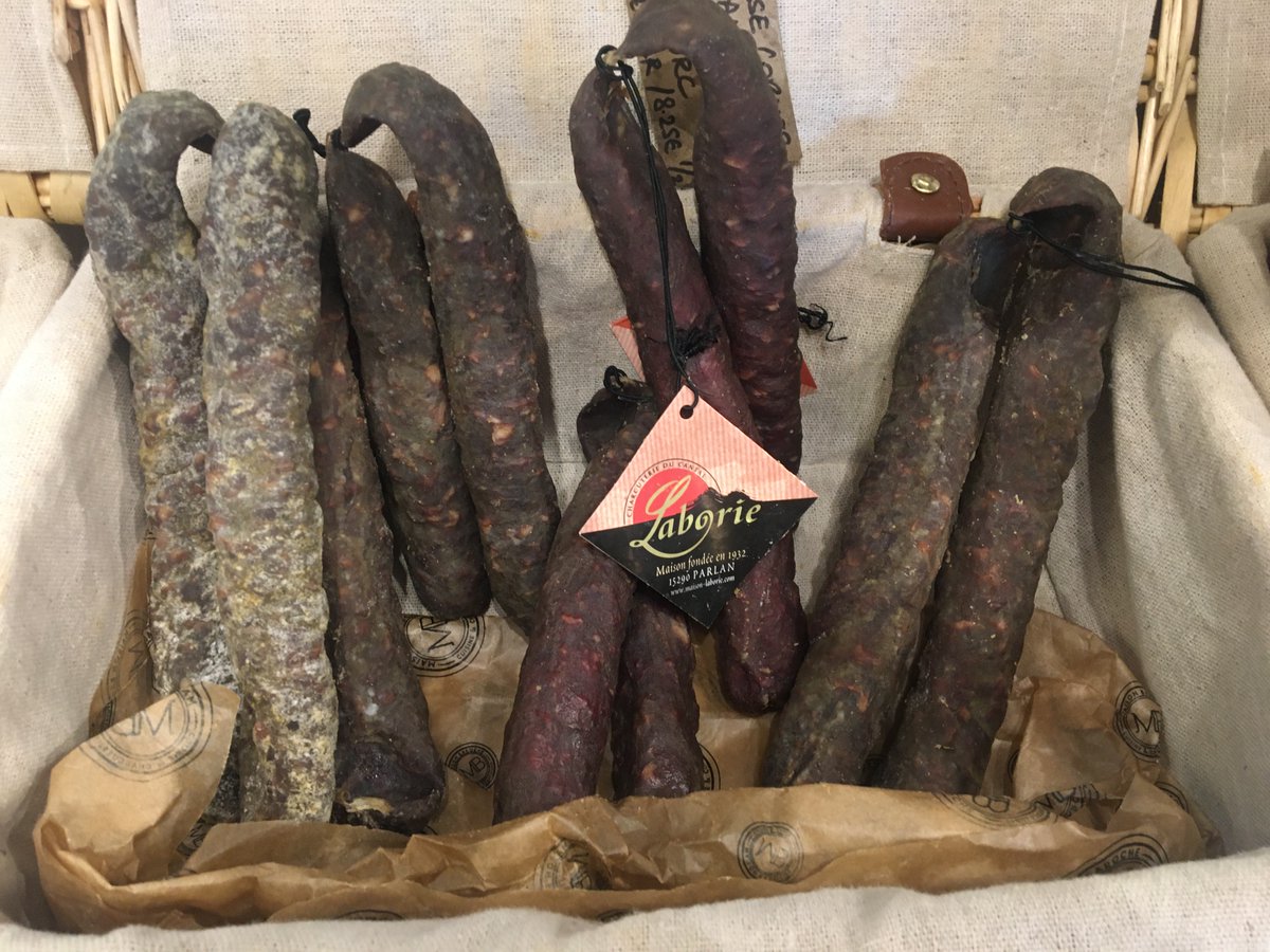 After week #wine tasting in #aoclanguedoc now receiving samples here in #paris - eclectic selection from innovative winery @domaine_combe_blanche in the tiny #aoclaliviniere - surprising #cinsault #pinotnoir and #tempranillo perfect with #english #cheeses and french #saucisson