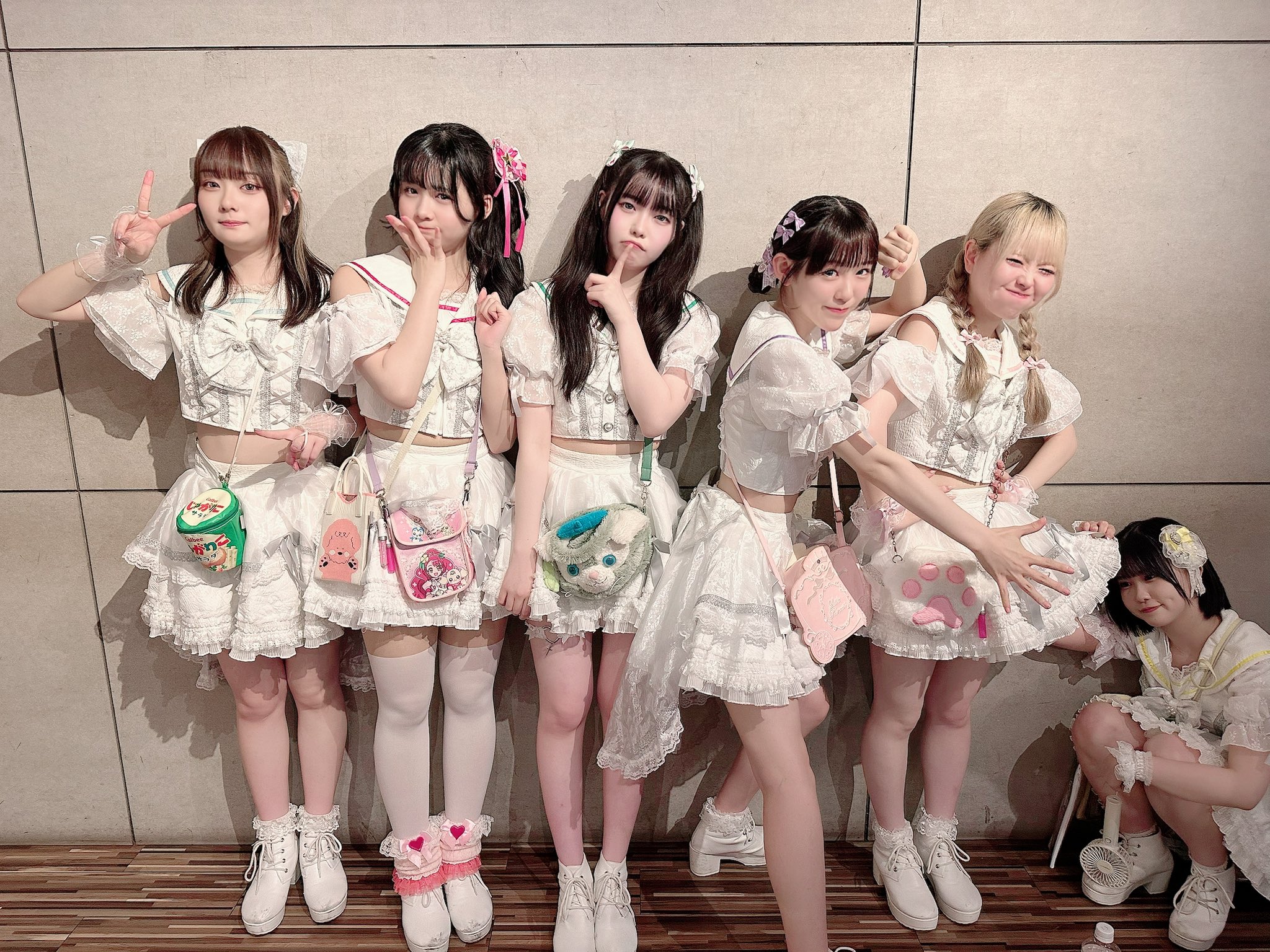 リルリボン【公式】 (@lilribbon_2025) / X