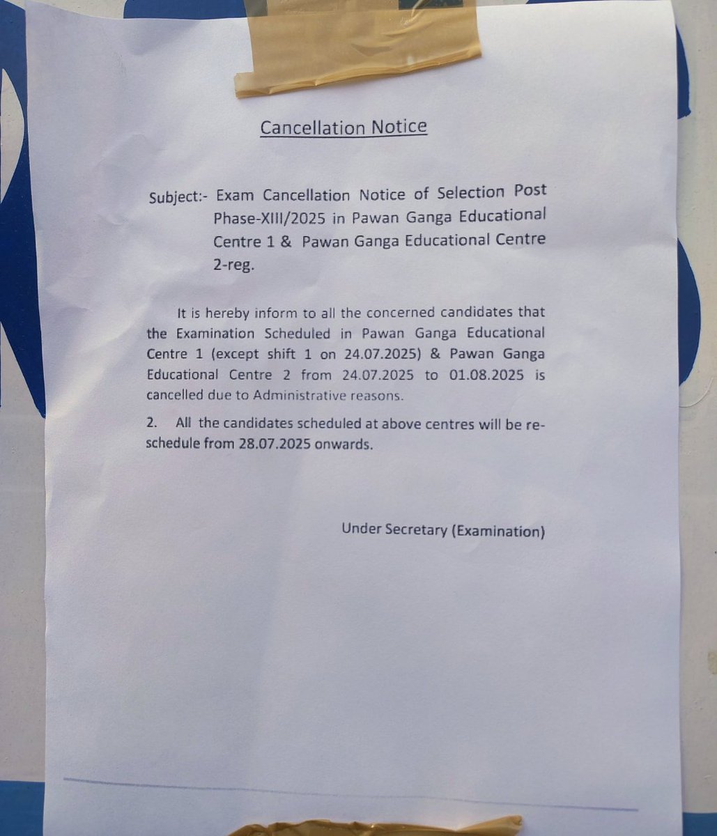 ShadowPulse87's tweet photo. Hazar Km dur jayiye sirf ye notification dekhne ke liye "Exam Cancelled"
जिस कंपनी को हाईकोर्ट ने चोर 
घोषित किया ।।
SSC ने उसी चोर कंपनी को vendor देकर 
चौकीदार बना दिया।।
#SSCVendorFailure #ssc_jawab_do #SSCMisManagement #SSCReform https://t.co/LfsoLYcZnt