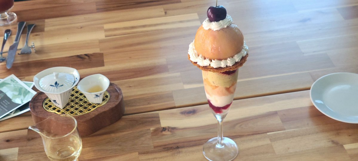 sweetsalt_magic's tweet image. 상수
파이피플
파르페_향기로 수놓은 여름 (₩30,000)
체리
복숭아
제누아즈
마스카포네 샹티
메밀 푀유테
복숭아 소르베
라즈베리 콤포트
피스타치오 코코넛 크런치
피스타치오 앙글레즈
피스타치오 조콩드
복숭아, 프로세코, 여름 허브 젤리
그릭 요거트 판나코타
석류 로즈젤리
레몬 제피 젤리
