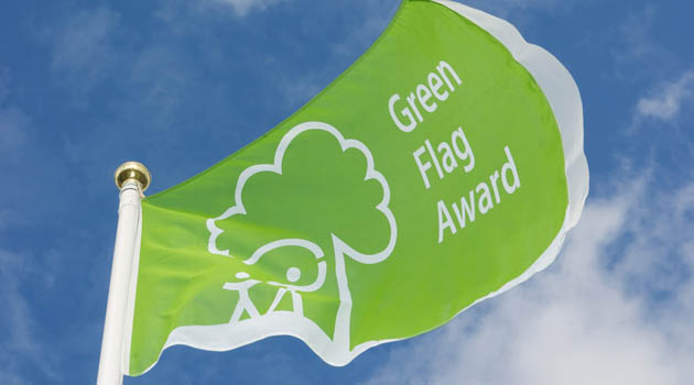 We're celebrating four of Gloucester's green spaces winning green flag awards! Barnwood Park, Gloucester Park, Robinswood Hill and Saintbridge Balancing Pond have all made the grade! Thanks to everyone who helps look after these green spaces. #GreenFlagAward  #KeepBritainTidy