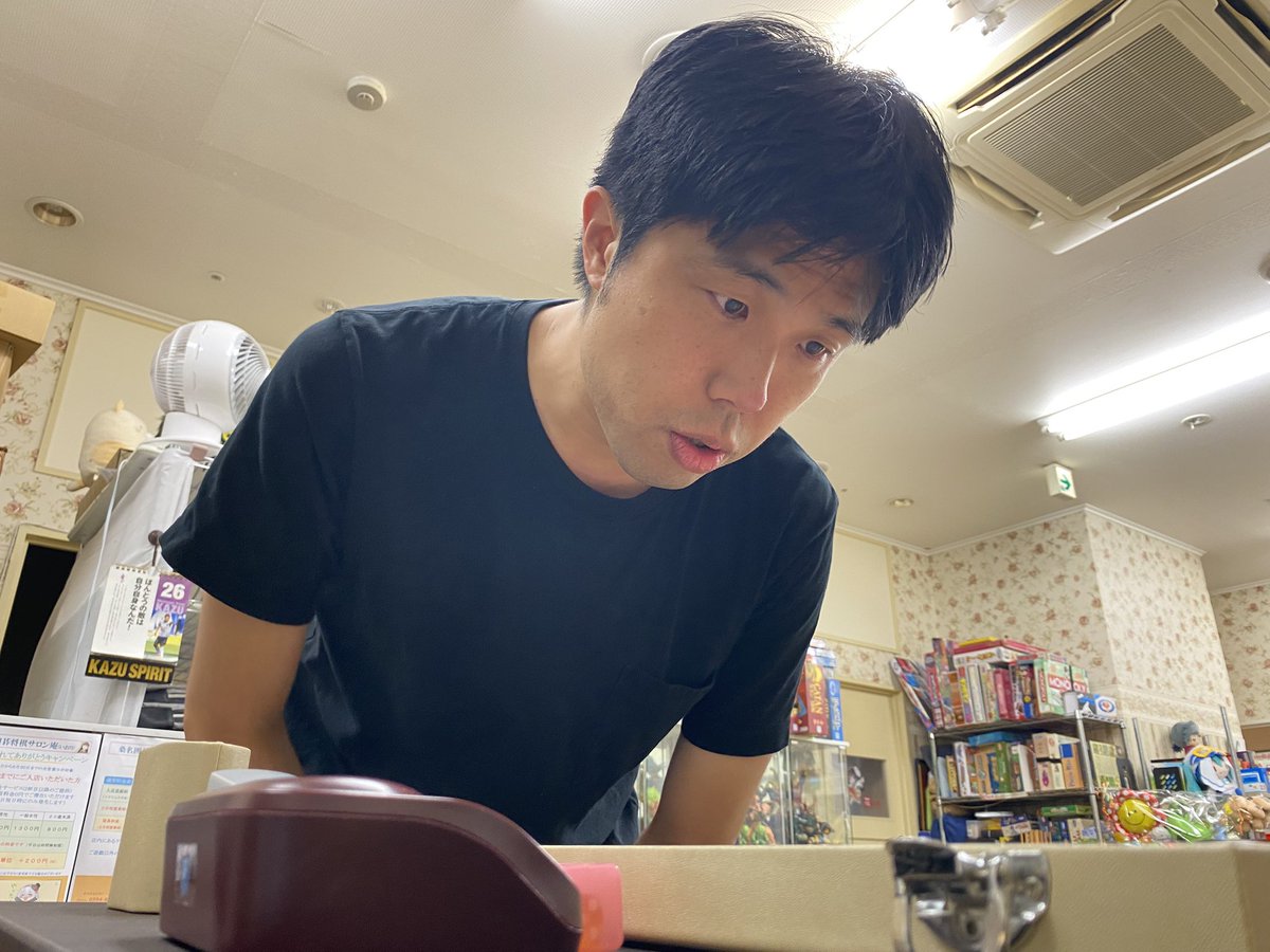 oshamananaban's tweet image. 桑名七盤勝負桑名リーグ2025

どうぶつしょうぎ勢/粟辻選手
　　　　　　VS
バックギャモン勢/ぴーたん選手

はじまりました！