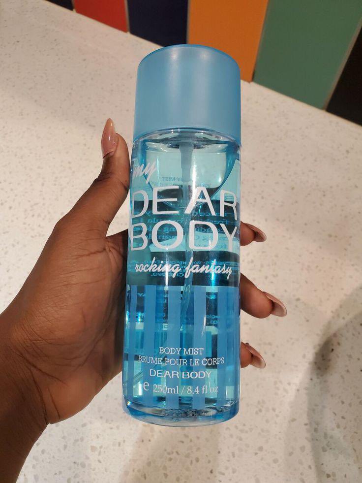 dashacovera's tweet image. Yes!! I am back with more unique fragrances, where else will you get unique soft sweet perfumes if not from me??
This soft body mist in frame 1&2 you spray after shower, very soft smell and refreshing ,4k each
Frame 3&4 , Elegant and sophisticated perfume 13k