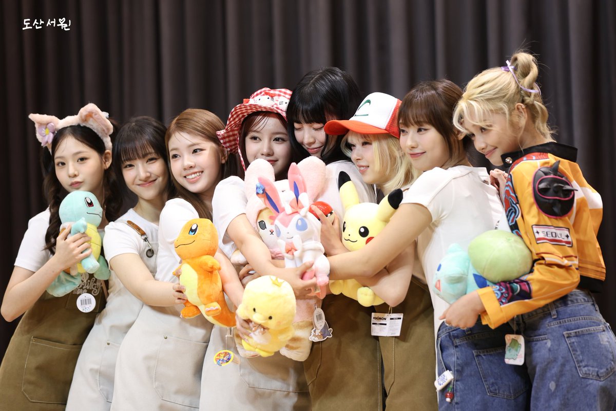 Jumin_SS's tweet image. 250726 오늘의 유니스

#UNIS #유니스