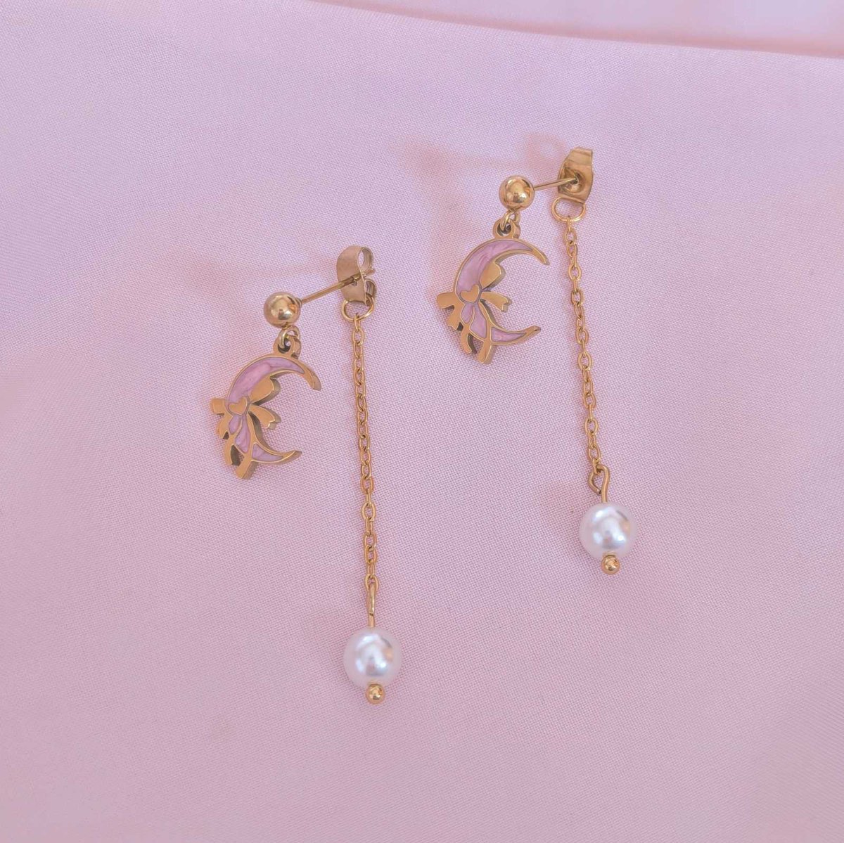 All orders that are placed on our site within the next 48 hours will receive a FREE pair of Pink Moon Earrings 🌸🌙