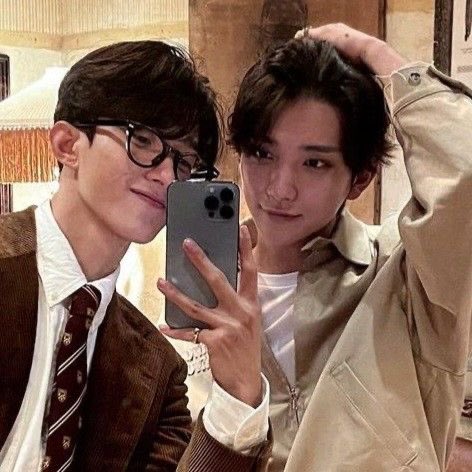 some seoksoo moments- a 🧵