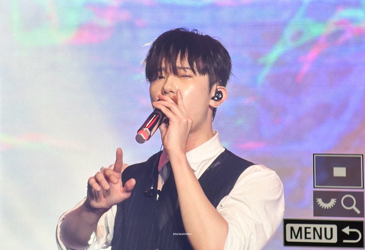 enchanting514's tweet image. 250726
OX:N FANCON IN MACAU
[N: In the Moment] 
𝙥𝙧𝙚𝙫𝙞𝙚𝙬

#YECHAN #예찬 #YECHANI
#OMEGA_X #오메가엑스
#OX_N #오엑스엔
