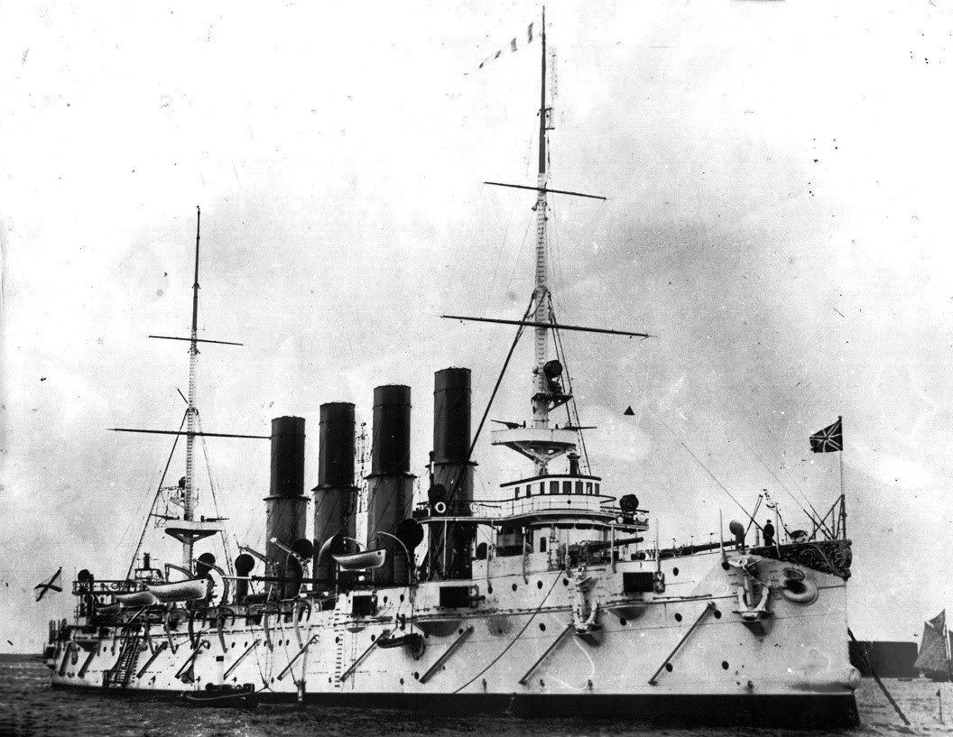 RusBotschaft's tweet image. ⚓️ Anlässlich des Tages der russischen Marine am 27. Juli stellen wir Ihnen einige der bemerkenswertesten Kriegs- und Forschungsschiffe aus der Geschichte der russischen Flotte vor.

⛰️In den Jahren 1819-1821 unternahmen Fabian Gottlieb von Bellingshausen und Michail Lasarew eine…
