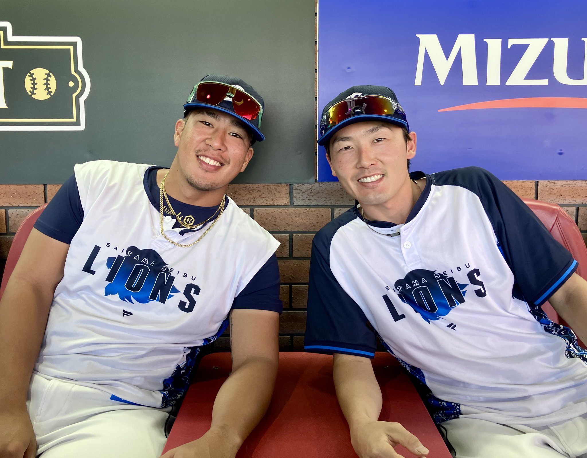 H*M様 し*ん様 埼玉西武ライオンズ 源田壮亮♯6