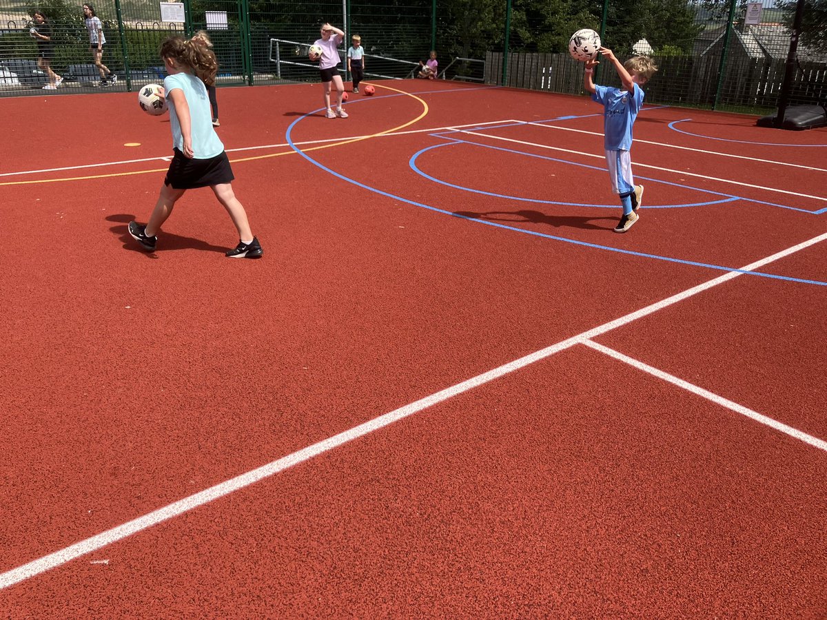 LJD Coaching (@ljdcoaching) on Twitter photo First day of our <a href="/T2MHolidayProg/">Time2Move Holiday Programme</a> at Padstow Town council Community Hub was a success. Lots of fun had. First day of our <a href="/T2MHolidayProg/">Time2Move Holiday Programme</a> at Padstow Town council Community Hub was a success. Lots of fun had.