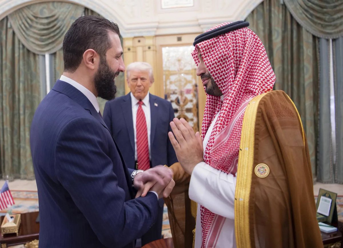 fahddeepaji1's tweet image. ما خاب أو خسر من وضع يده في يد المملكة العربية السعودية وأرض الحرمين الشريفين وبلد التوحيد وقادة العرب والمسلمين ..