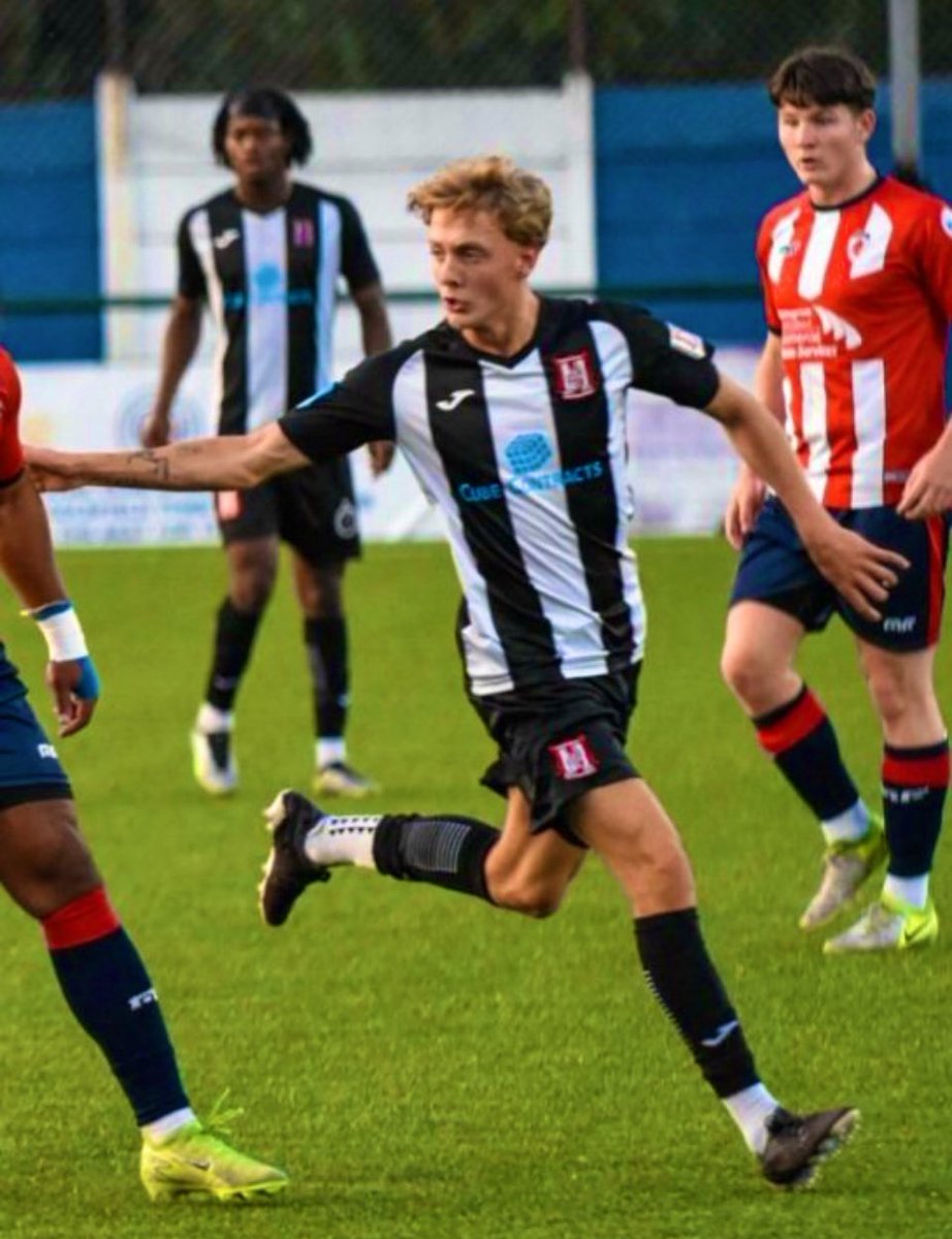 FreeAgentsFC's tweet image. Name: George Elwell
Age: 19
Location: Birmingham
Position: CM
Previous Clubs: Solihull Moors Academy, Highgate United, Romulus
Level looking for: Step 5-6