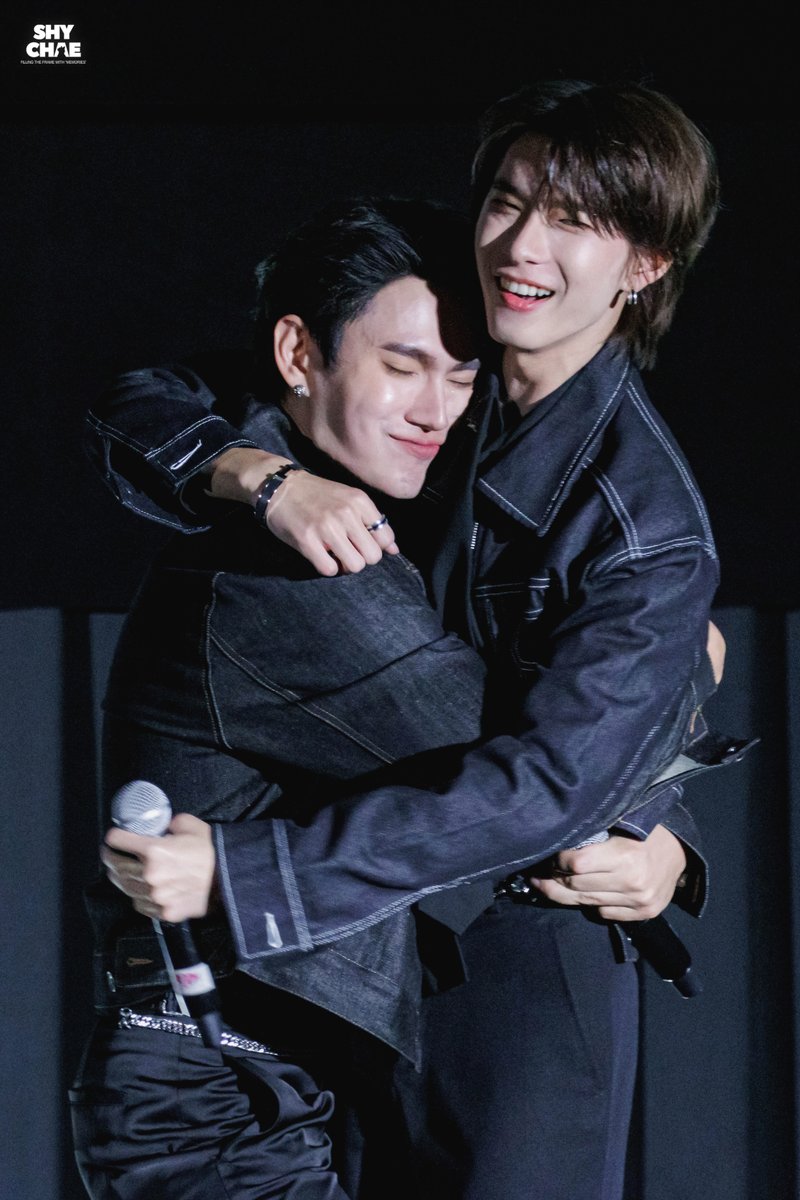 shychaelee's tweet image. ใช้การงานในทาง'ที่ชอบ' 🤭🤭
✧꒰ ˚@ppoohkt @pavelphoom
#ppoohkt #pavelphoom #PoohPavel 𓂂◞♡.
250725 — PITBABE2 FINAL EP