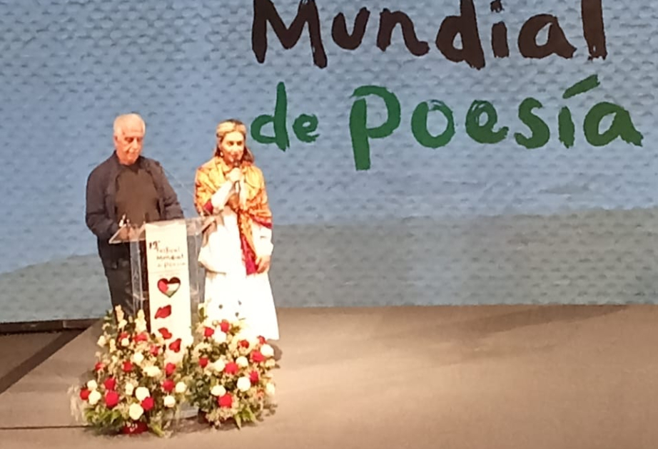 Azerbaiyán representado en festival de poesía en Venezuela azertag.az/es/xeber/azerb…