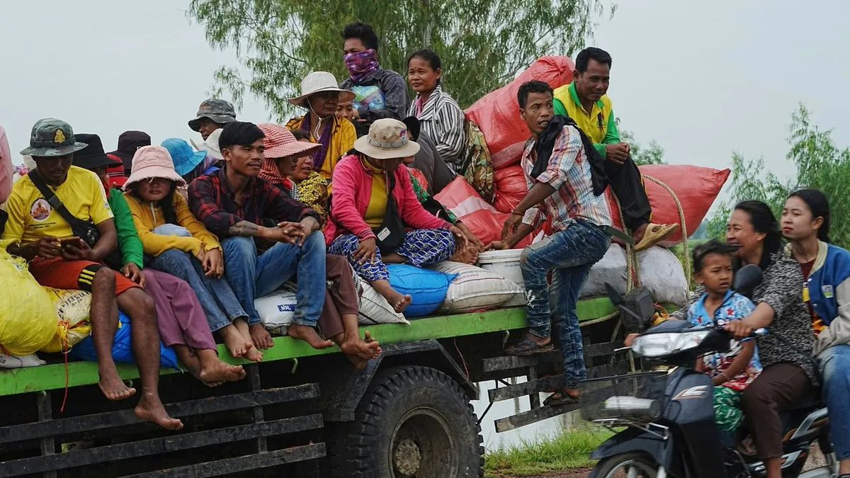 thenewsdrum's tweet image. India issues advisory for citizens in Cambodia amidst border clashes with Thailand
newsdrum.in/international/…
#Cambodia #India #TravelAdvisory #Thailand #ThailandCambodiaWar @indembcam