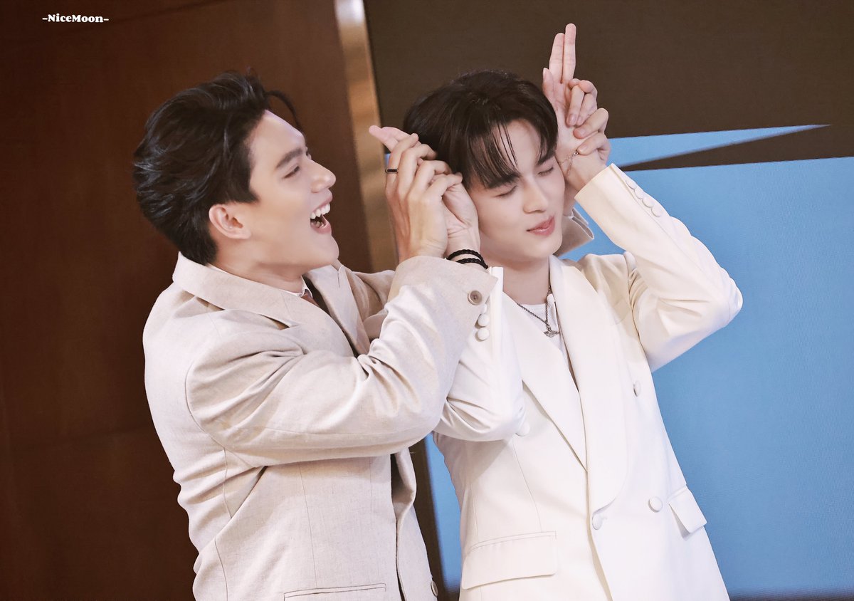 Nicemoon_0827's tweet image. 🫴🏻💖

#GunnerNice 
#Gunnernsk #Niceboripat