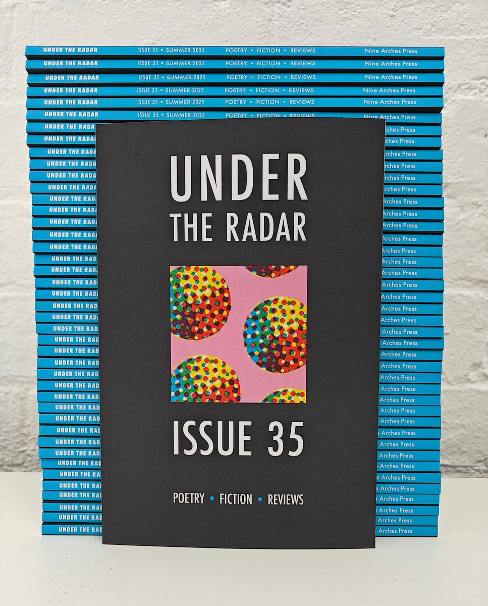 NineArchesPress's tweet image. Have you seen the new Under the Radar Issue?
Brimming with a wealth of new writing to be discovered, with #poetry, short fiction and reviews.
Print or digital copies available now:
ninearchespress.com/shop#!/Under-t…
Or take out a 4-copy subscription?
Thanks to all our contributors🖊️