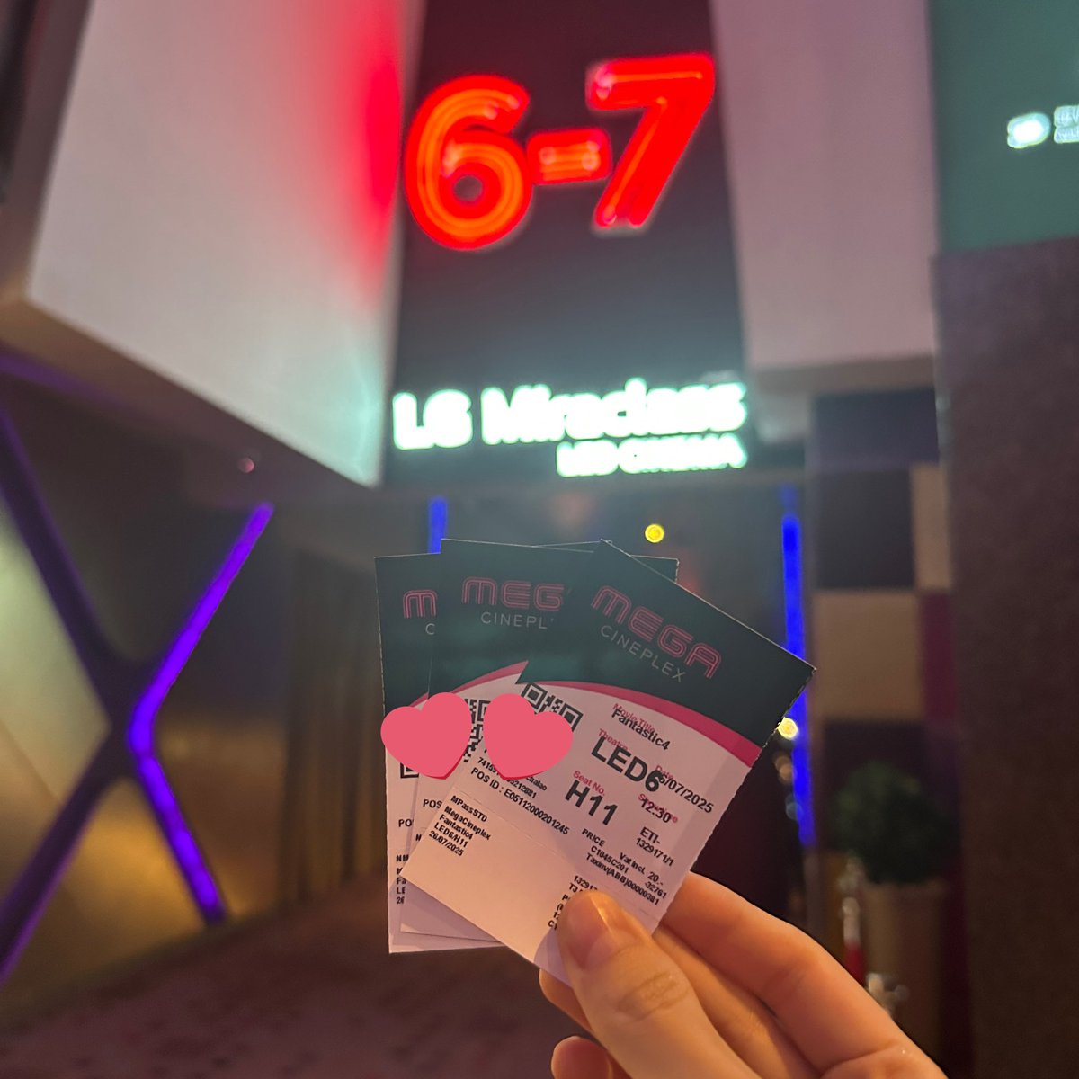 fluku_fluke's tweet image. Fantastic 4 ✅
ช่วงนี้ไม่ IMAX ก็ LED เนี้ยแหละ ฟินน