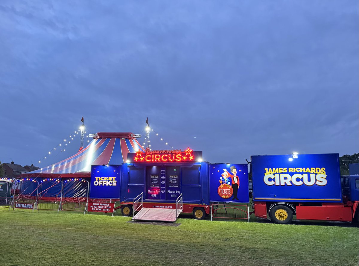 DrPeterWeeks1's tweet image. Keep the circus going inside you, keep it going, don’t take anything too seriously, it’ll all work out in the end.
– David Niven