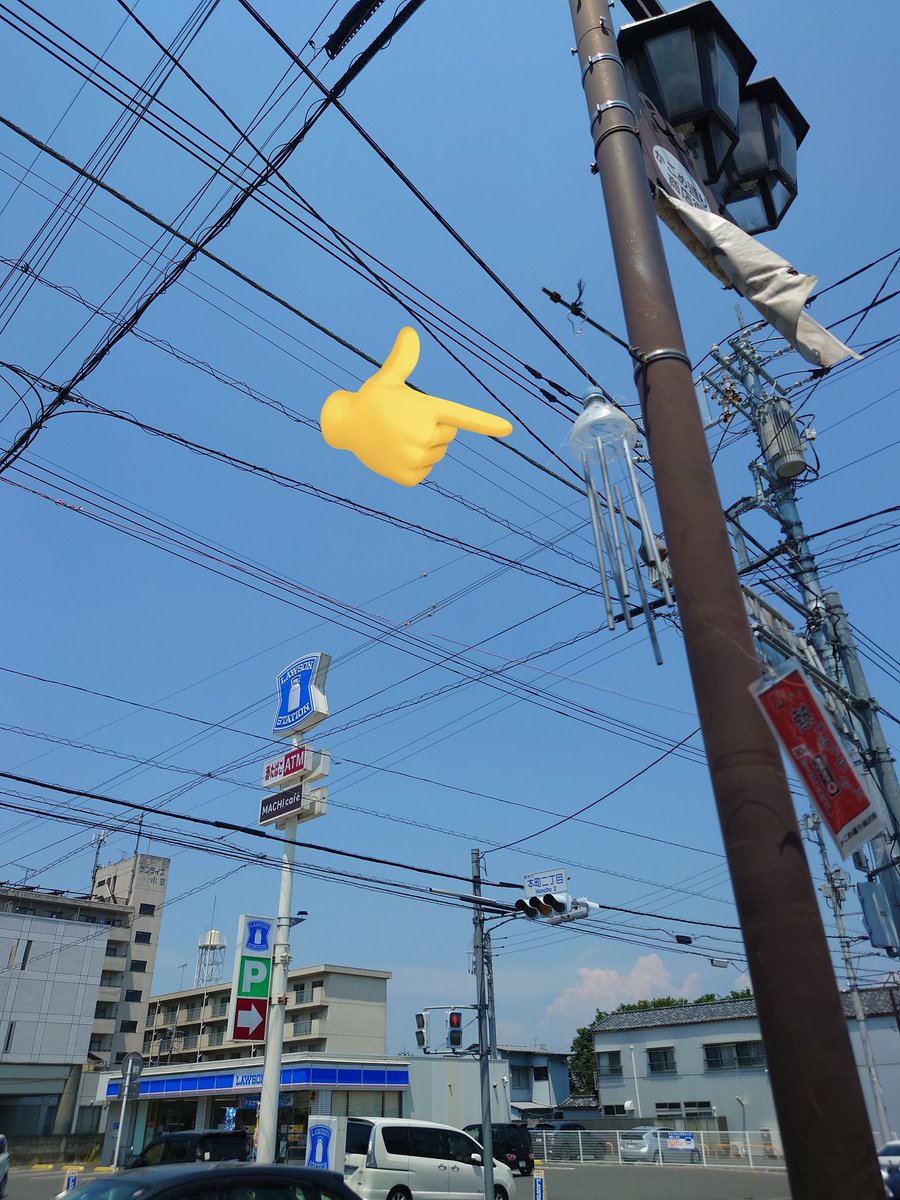 odbrt's tweet image. 商店街には手作りの風鈴が吊るされていて、涼やかな音色を響かせていました🎐
※動画は音が出ます