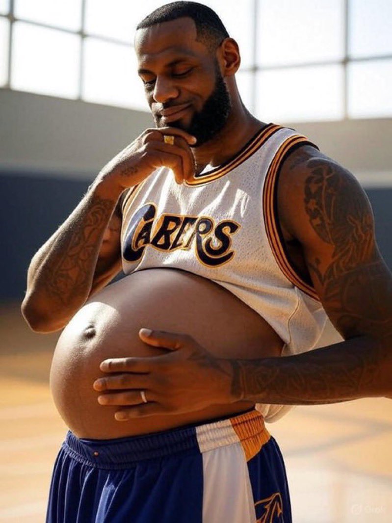 dragonmeiser's tweet image. What if this really becomes  @KingJames new LeLegacy…