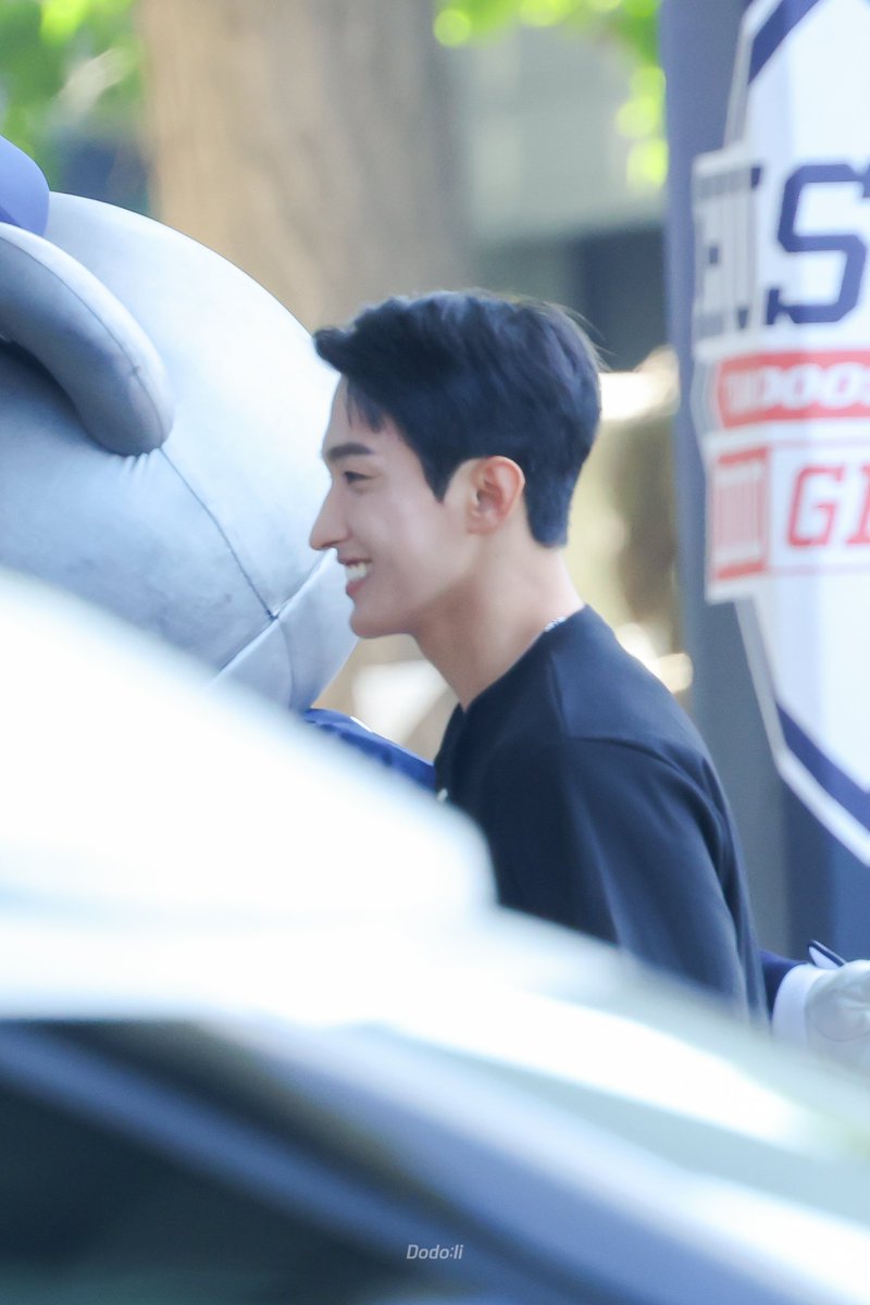 repeatDK's tweet image. 250726 ๋๊ฒธ ์๊ตฌ
์๊ตฌ ํ์ดํ
๐ฉท๐ฉต
#๋๊ฒธ #DK #ใใฎใงใ #DOKYEOM
#์ธ๋ธํด #SEVENTEEN #SVT